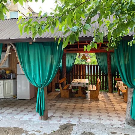 Sun Hotel Guest House Pizunda Exterior foto